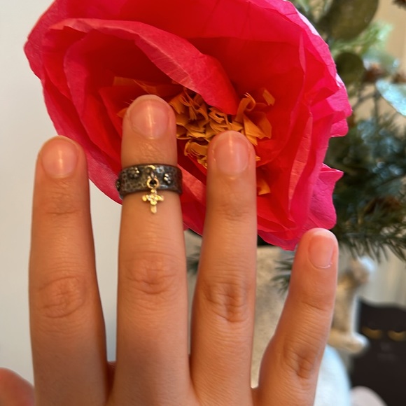 .925 Knights Ring with 10kt Gold Floral Cross, IS Size 6 - Picture 9 of 10